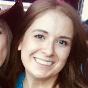 Meet your Posher, Amy